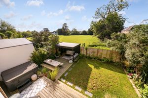 Rear Garden & Context- click for photo gallery